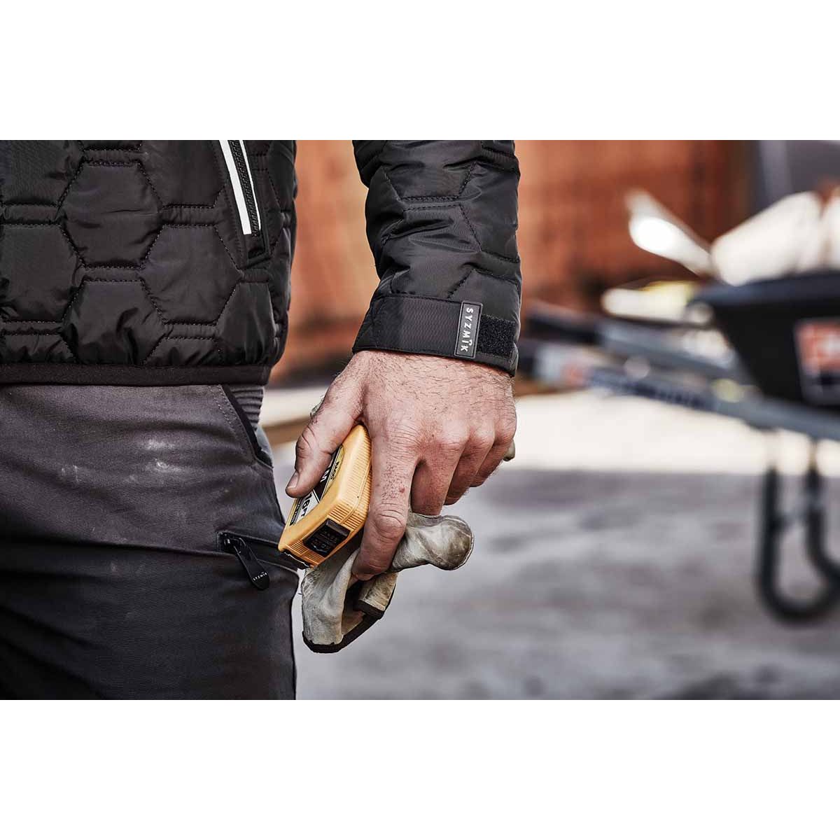 Syzmik ZJ420 UnisexHi Vis Puffer Jacket